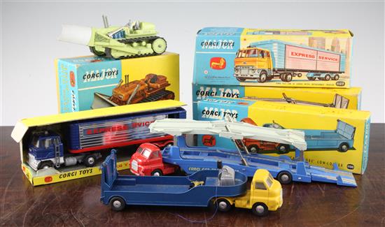 A Corgi Major 1102 Euclid tractor,